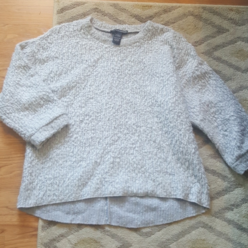 Chelsea and theodore fuzzy cropped gray sweater